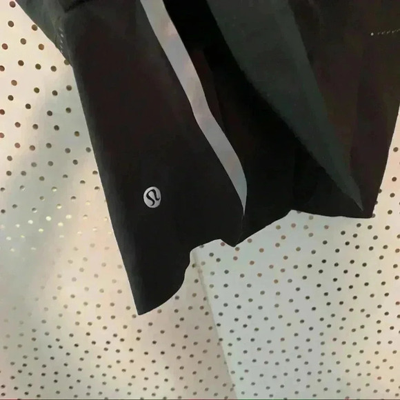 Lululemon Black Top - Picture 8 of 10